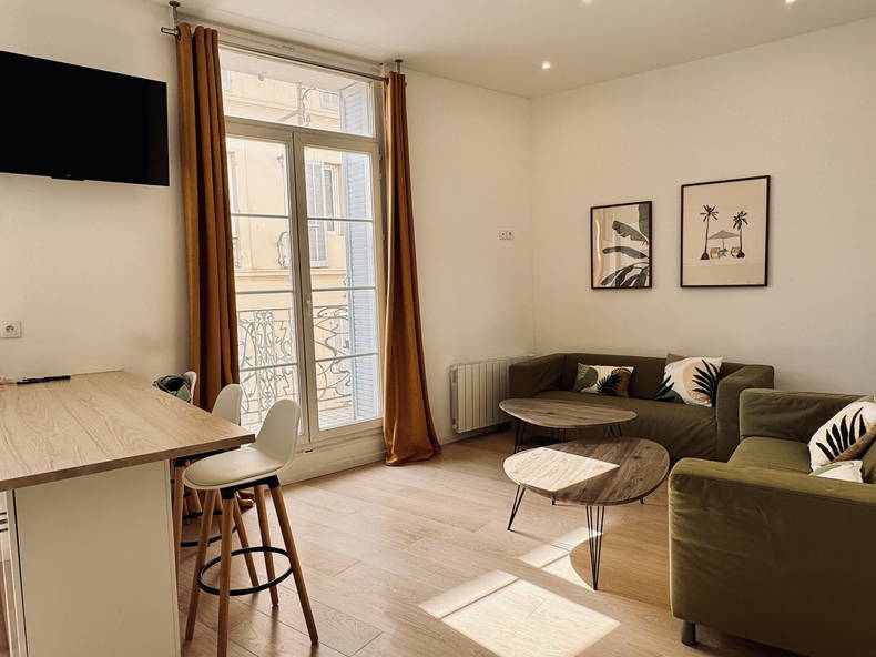 Colocación Toulon 493383-4