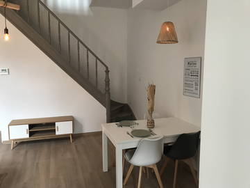 Wohngemeinschaft Charleroi 610666-3