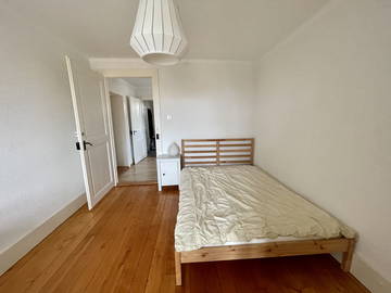 Room For Rent Pampigny 252184