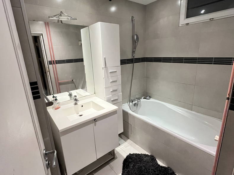 Kolokation Nanterre 636157-4