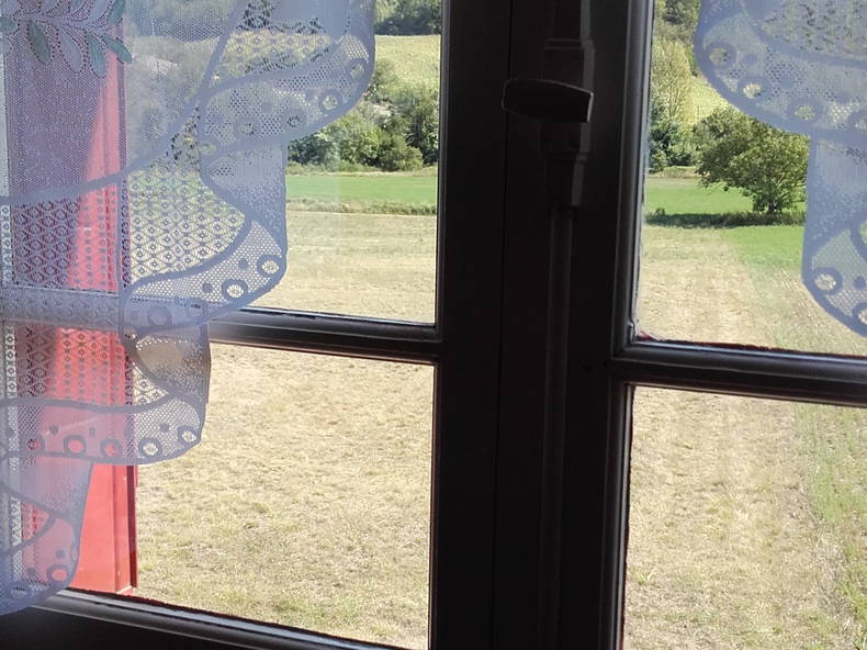 Quedarse En Casa Rouvenac 48071-2