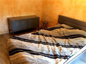 Room For Rent In Department 13 In Saint Chamas