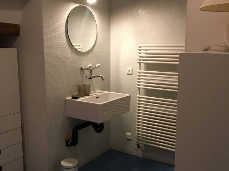 Quedarse En Casa Laconnex 241209-4