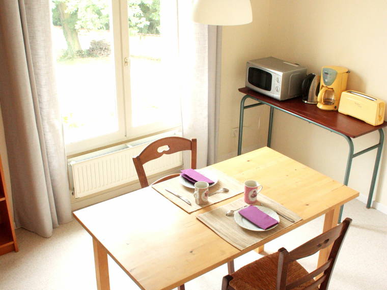 Homestay Vourles 105005