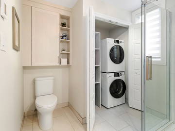 Chambre chez l'habitant à louer à Montréal - photo 3 : autre pièce-3