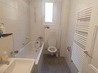 Chambre chez l'habitant à louer à Lausanne - salle de bain-6