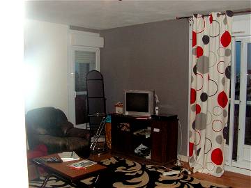 Roomlala | Chambre à Louer Dans Un Appartement F4 De 75 M2