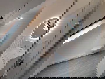 Chambre à louer dans une maison à st genis