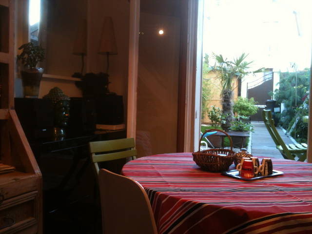 Homestay Saint-Denis 6516