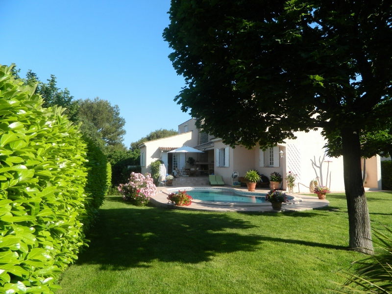 Chambre Chez L'habitant Saint-Mitre-les-Remparts 86052