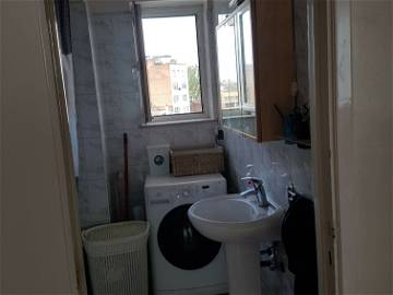 Colocation à louer à Molenbeek-Saint-Jean - photo 7 : salle de bain-7