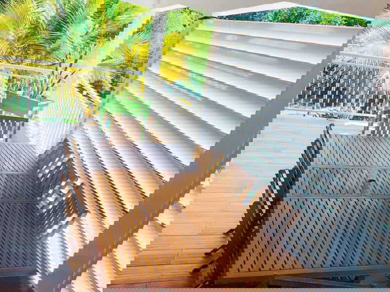 Kolokation Les Abymes 659902-3