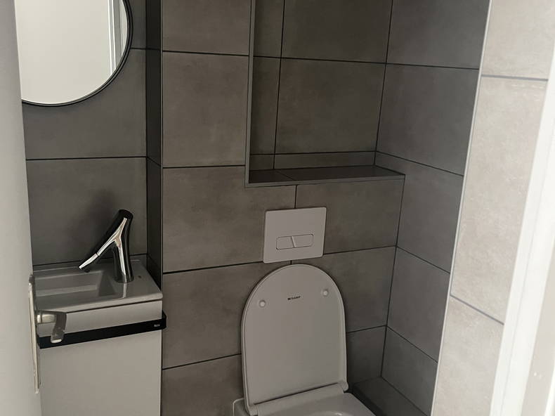 Collocazione Saint-Genis-Pouilly 660337-5