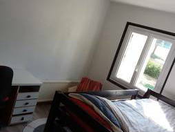 Homestay Cormeilles-en-Vexin 96704-5