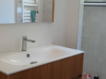 Unterkunft beim Gastgeber zur Miete in Saint-Père-En-Retz - Foto 6 : Badezimmer-6