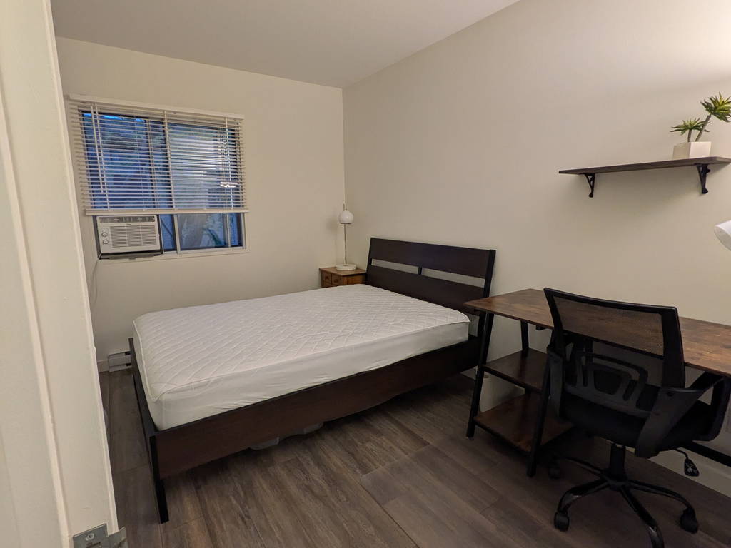 Colocation Laval 665950-1