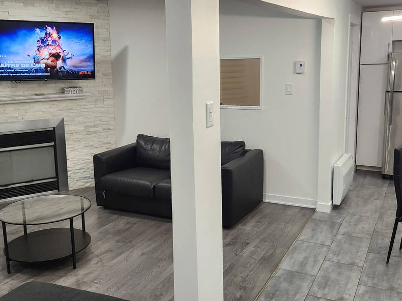 Colocation Laval 467535-5