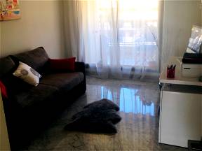 Room For Rent Menton