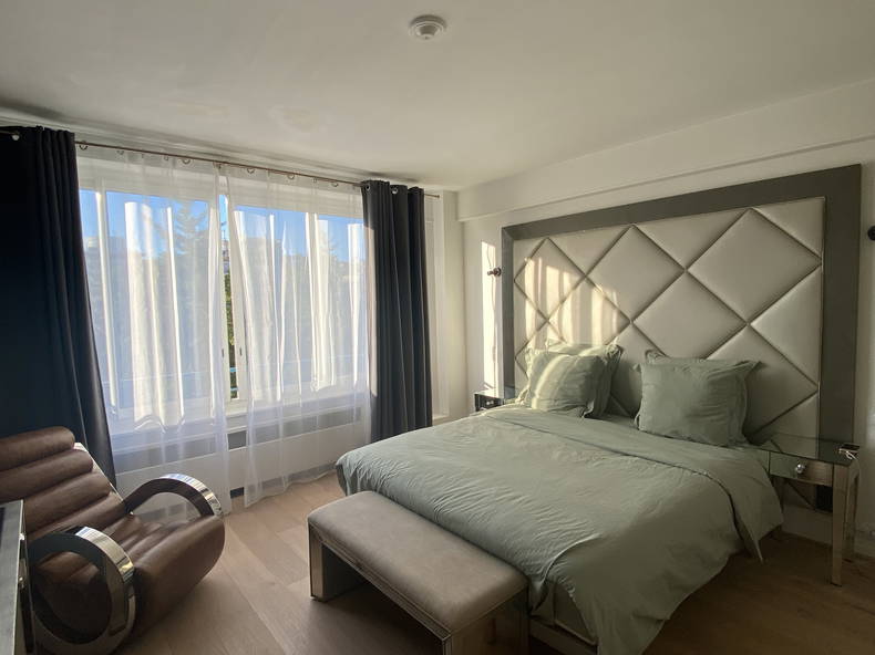 Kolokation Paris 245960-1