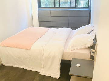 Chambre à louer ( place de parking incluse)