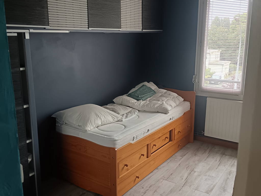 Homestay Sainte-Geneviève-des-Bois 661510-1