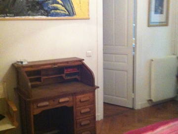 Room For Rent Paris 80911