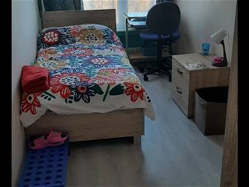 Roomlala | Chambre à louer pour FILLE