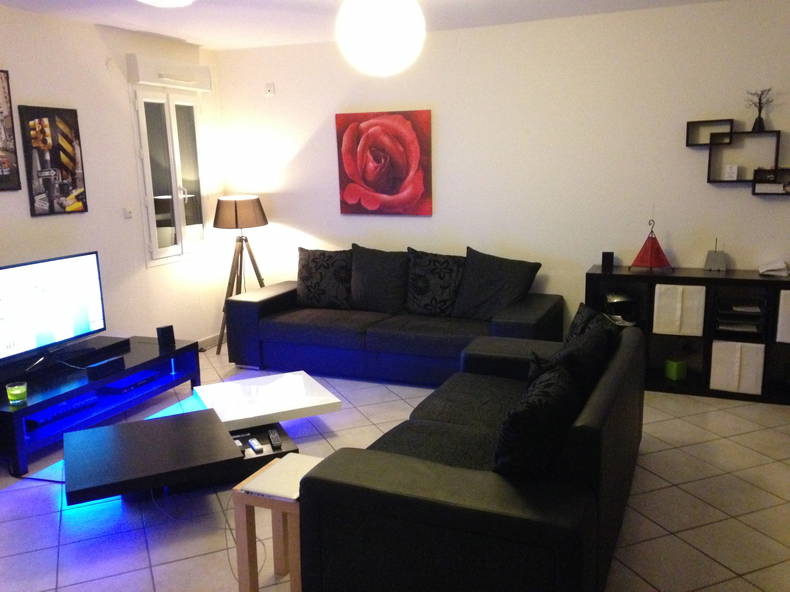 Quedarse En Casa Ferney-Voltaire 54896-4