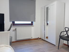 Zimmer zu vermieten in der Nähe des Flughafens