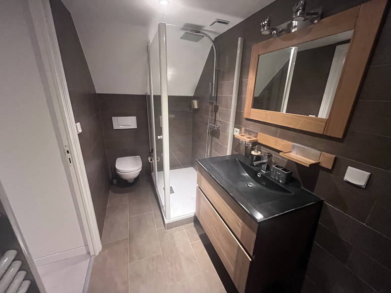 Homestay Jouy-le-Moutier 536152-4