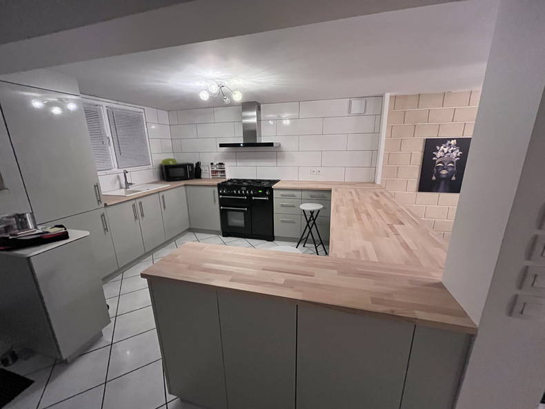 Homestay Jouy-le-Moutier 536152-2