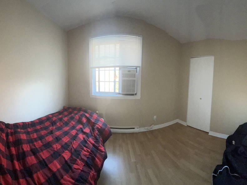 Hospedagem Em Casa De Família Candiac 429560-3