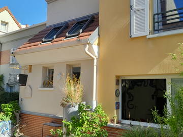 Homestay Saint-Ouen-Sur-Seine 613609-1