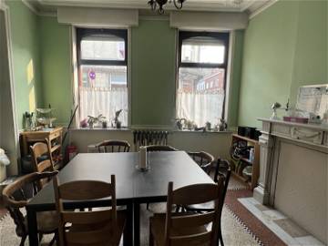 Piso compartido en renta en Mons - foto 10 : comedor-10