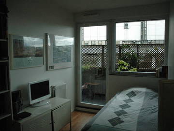 Room For Rent Paris 10174