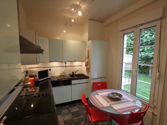 Homestay Montreuil 14980