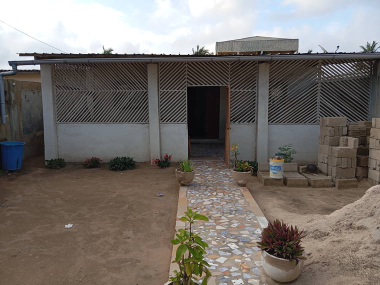 Unabhängiges Studio Lomé 632396