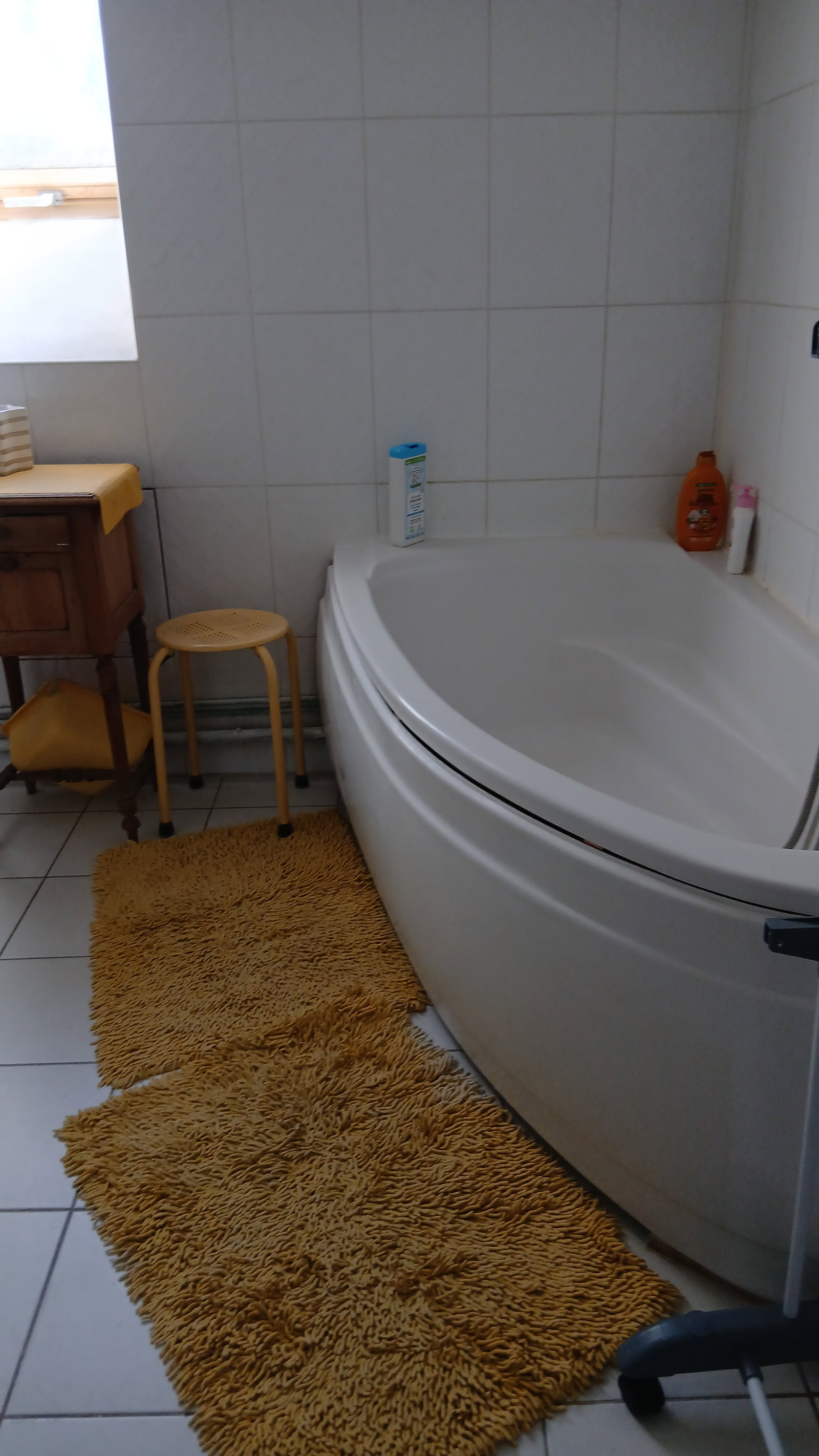 Gastgezin Ennery 54149