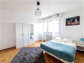 Chambre Agréable Et Confortable – 16m² - ST55