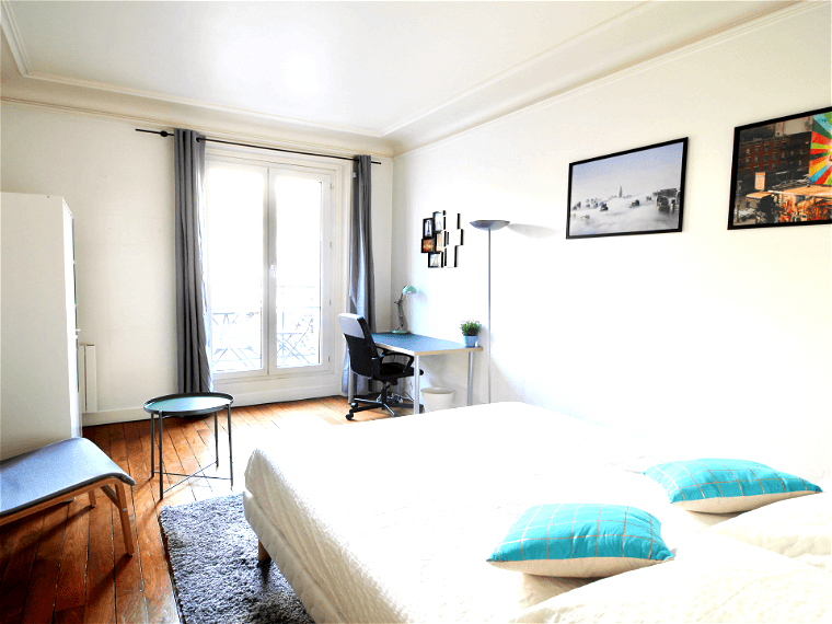 Room In The House Paris 231800-1