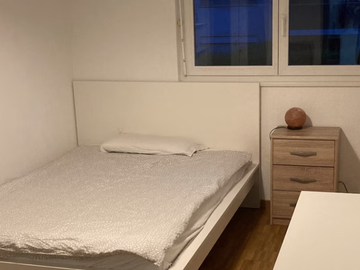 Chambre chez l'habitant à louer à Sion - photo 2 : chambre-2