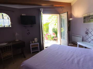 Bed And Breakfast Donzère 108311-3