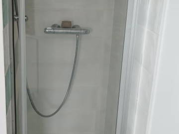 Chambre chez l'habitant à louer à Houilles - photo 2 : salle de bain-2