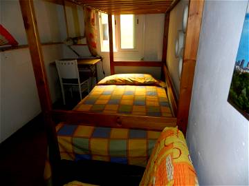 Roomlala | Chambre Avec Lit Double Dans Penthouse Avec Terrasse Et Beaucoup De Soleil