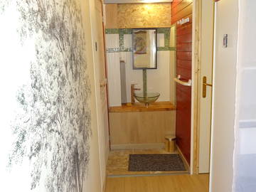 Chambre chez l'habitant à louer à Gaillan-En-Médoc - photo 3 : salle de bain-3