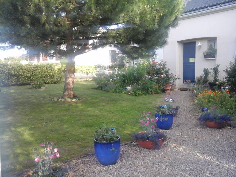 Hospedagem Em Casa De Família La Riche 178730-4