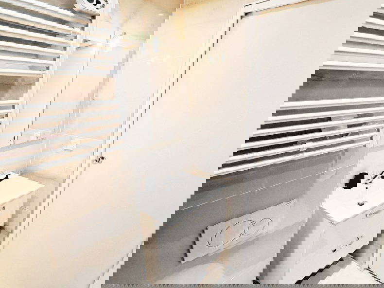 Colocation Delle 655096-3