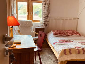 Chambre avec salle de bain privée
