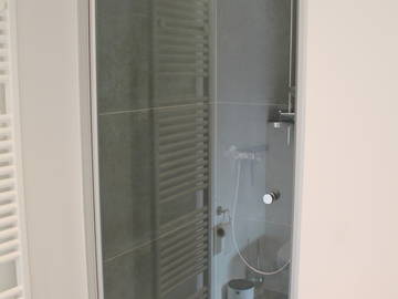 Chambre chez l'habitant à louer à Corcelles-Le-Jorat - photo 6 : salle de bain-6