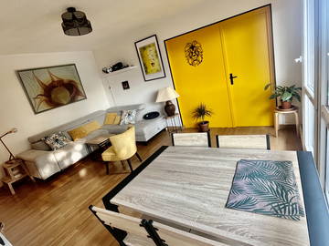 Chambre avec salle de bain privée à Pessac